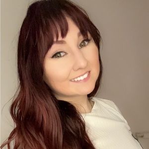 Meet your Posher, Allie